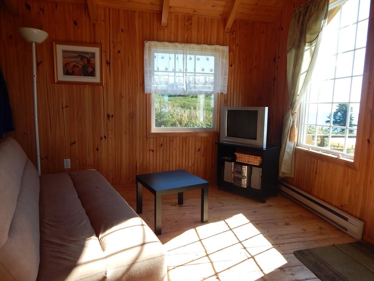 Les Chalets Brise-De-Mer Sainte-Therese-de-Gaspe ภายนอก รูปภาพ